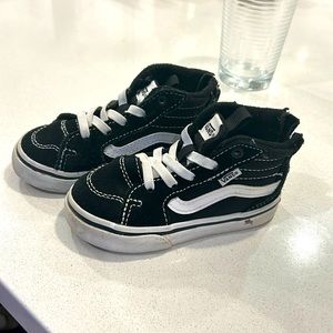 Toddler vans size 6